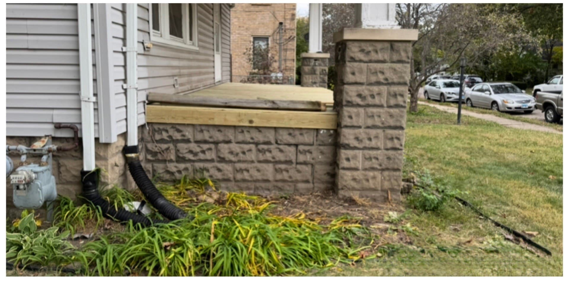 Junk removal in Rockford IL: front yard metal removal after