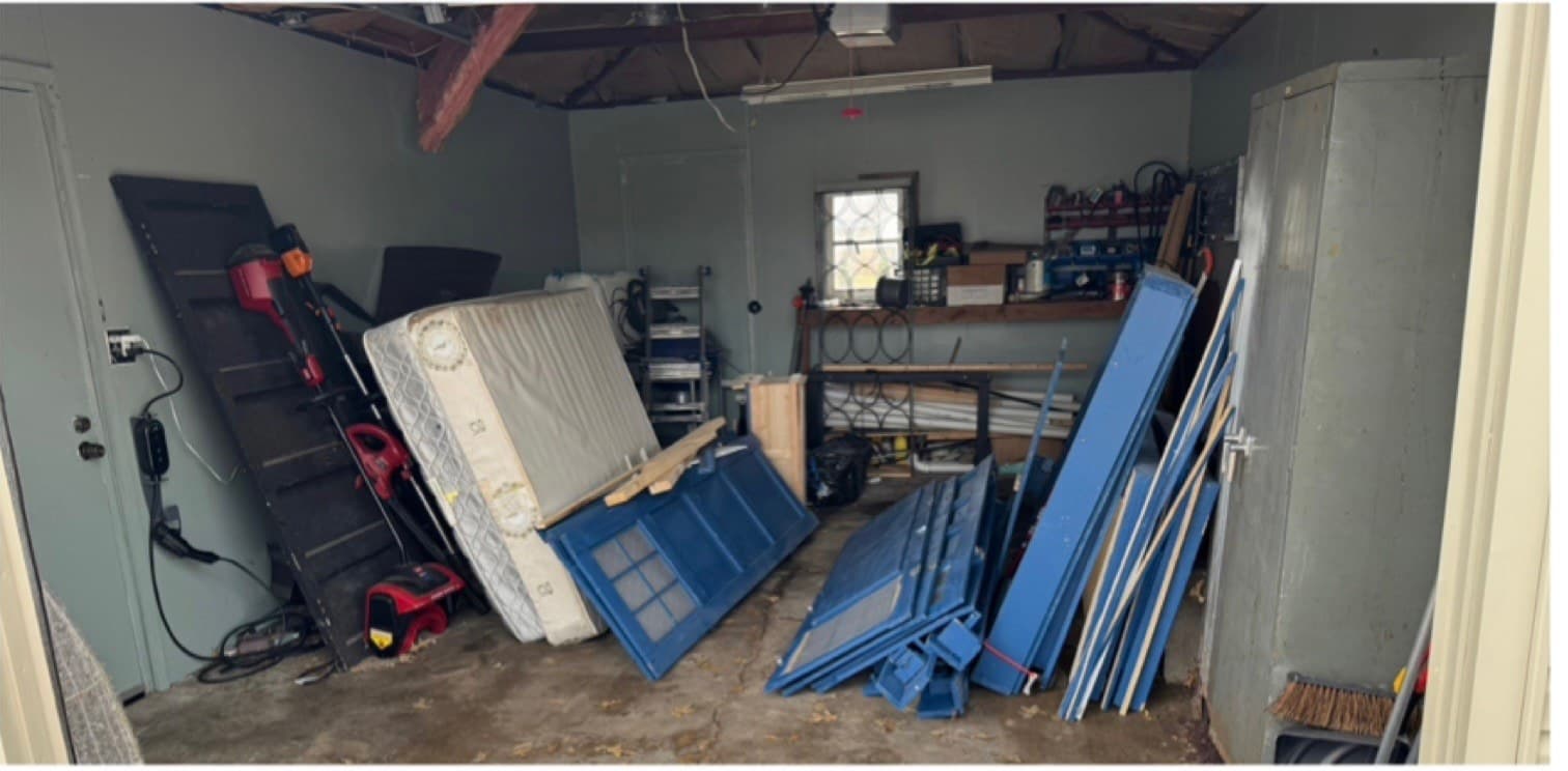 Junk removal in Rockford IL: garage mattress cleanout before